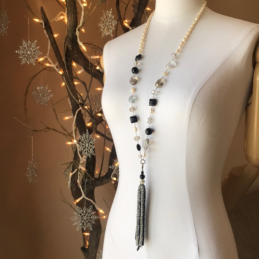 3in 1 crystal and pearl beaded necklace 34”